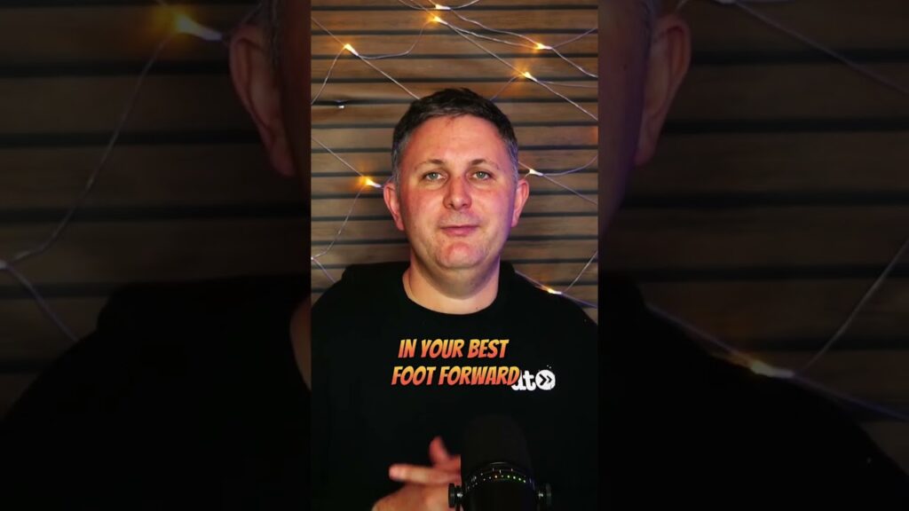 Having a radio show can help you get dj gigs..... 🤯 🎧