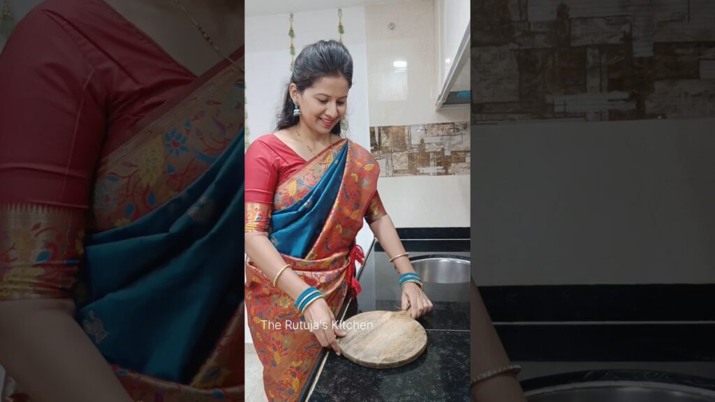 एकादशी स्पेशल उपवासाचे गुलाबजामून😋 #shorts #trending #youtubeshorts #ashadhi #akadashi #viral #vrat