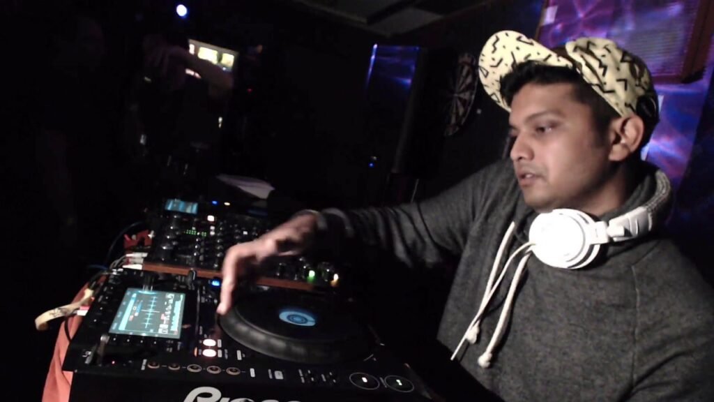 Live dj mix 2016: dewan bayney + jimmy haslam - anza club nov 6th