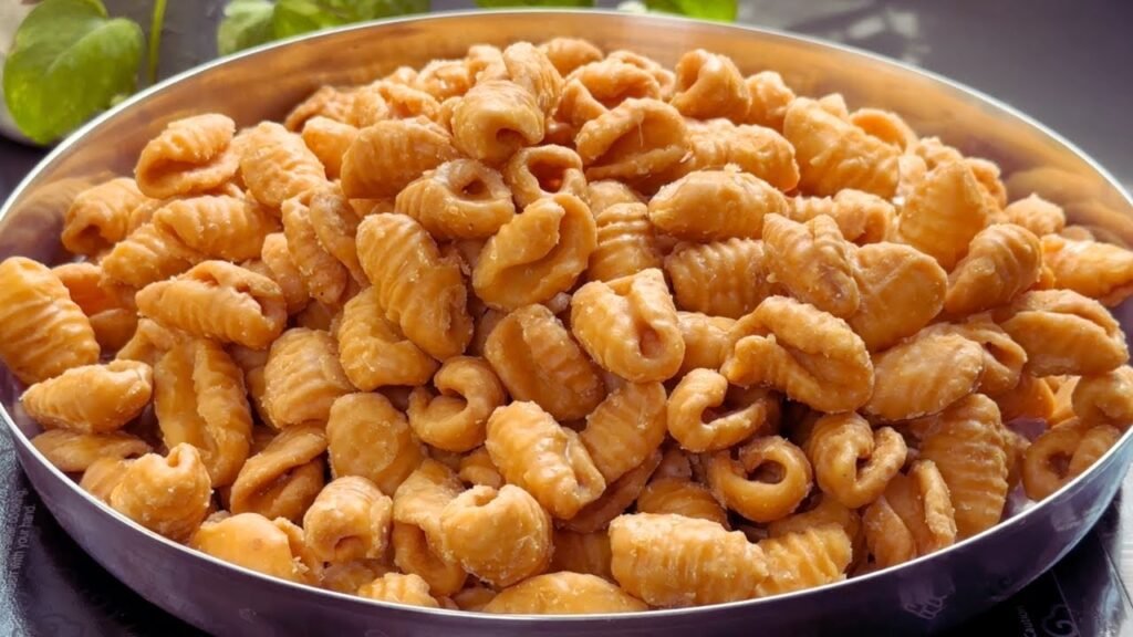 1Kg బెల్లంగవ్వలకి పక్కాకొలతలు క్రిస్పీగా చాలాబాగుంటాయి|Bellam Gavvalu Recipe In Telugu|Pindi Vantalu | On Djs4Hire.com 1 1kg బెల్లంగవ్వలకి పక్కాకొలతలు క్రిస్పీగా చాలాబాగుంటాయి|bellam gavvalu recipe in telugu|pindi vantalu
