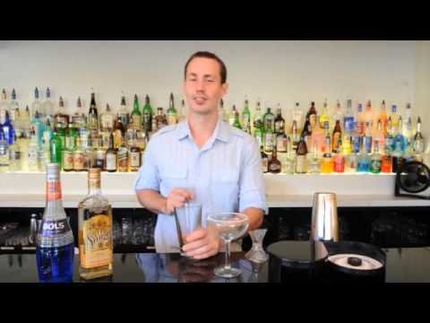 How to make a blue margarita