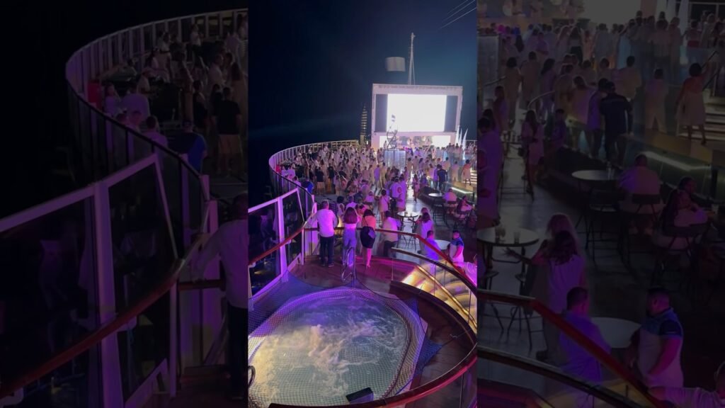 Party on🛳️  🪩 @msccruisesofficial @msccruisesusa #cruising