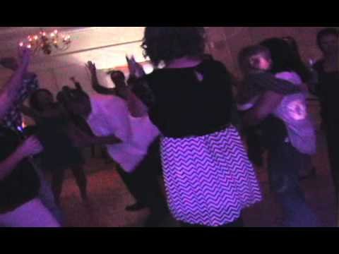 Special low-key dj lighting for wedding reception