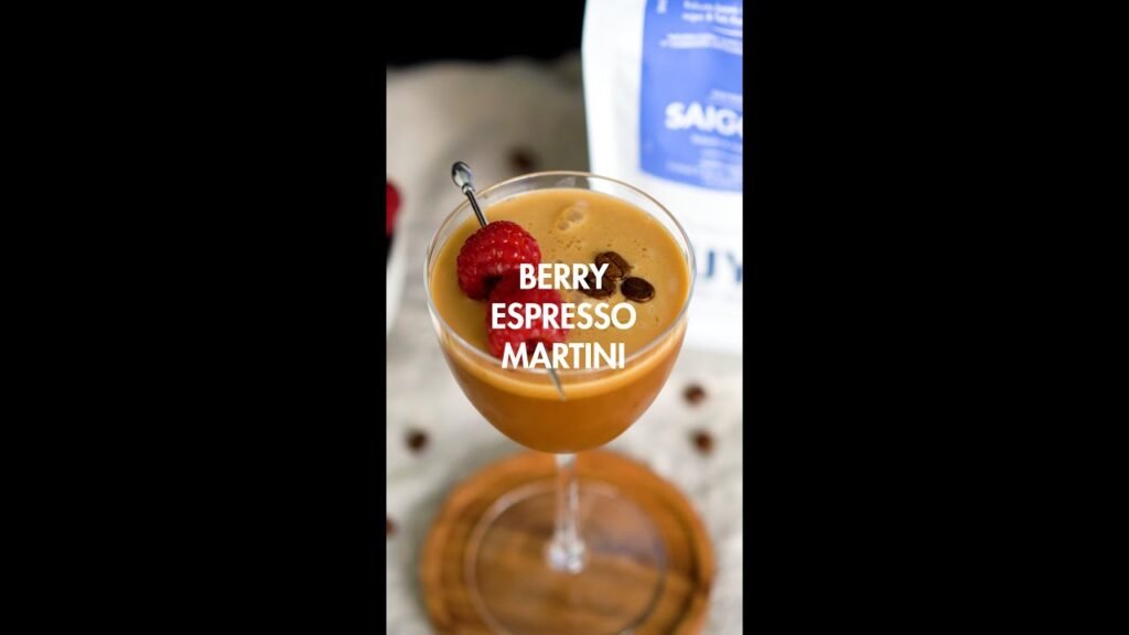Word on the street is that honey's is gonna be serving up this berry espresso martini real soon 👀⁣⁣